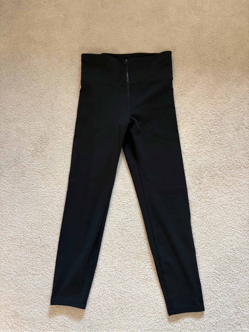 High-Rise Black Women's Leggings with Zippered Waist